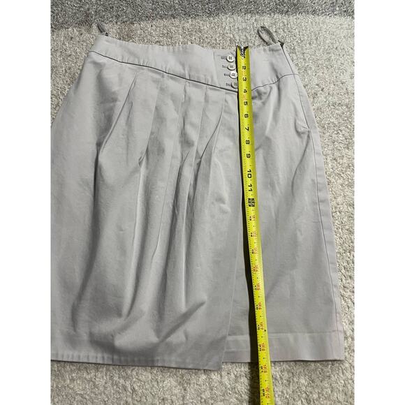 Boss Hugo Boss Womens Sz 6 Pleated Button Faux Wrap Knee Length Skirt Silver 249 - Picture 3 of 14